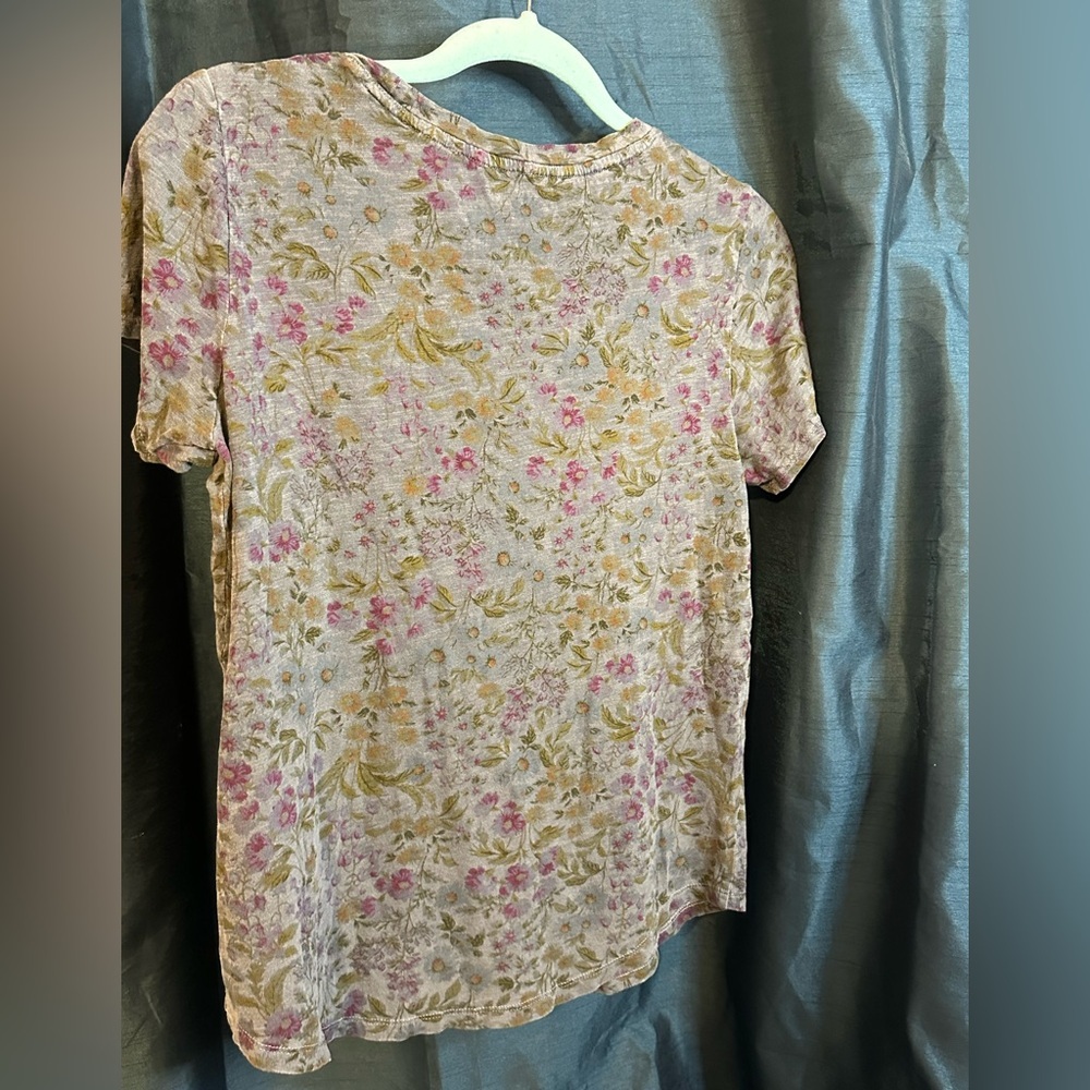 Old Navy Women's Short Sleeve Floral Top - Blue, Green and Pink - Picture 3 of 4